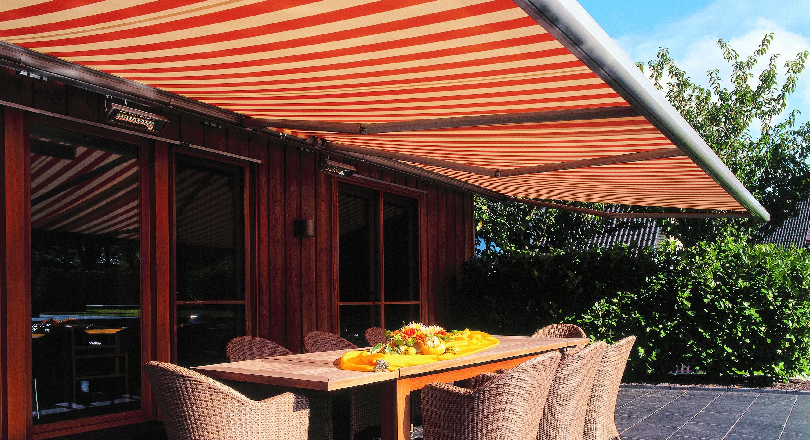 Articulated Awning
